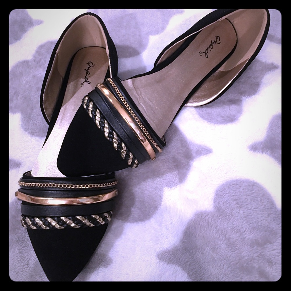 Qupid flats